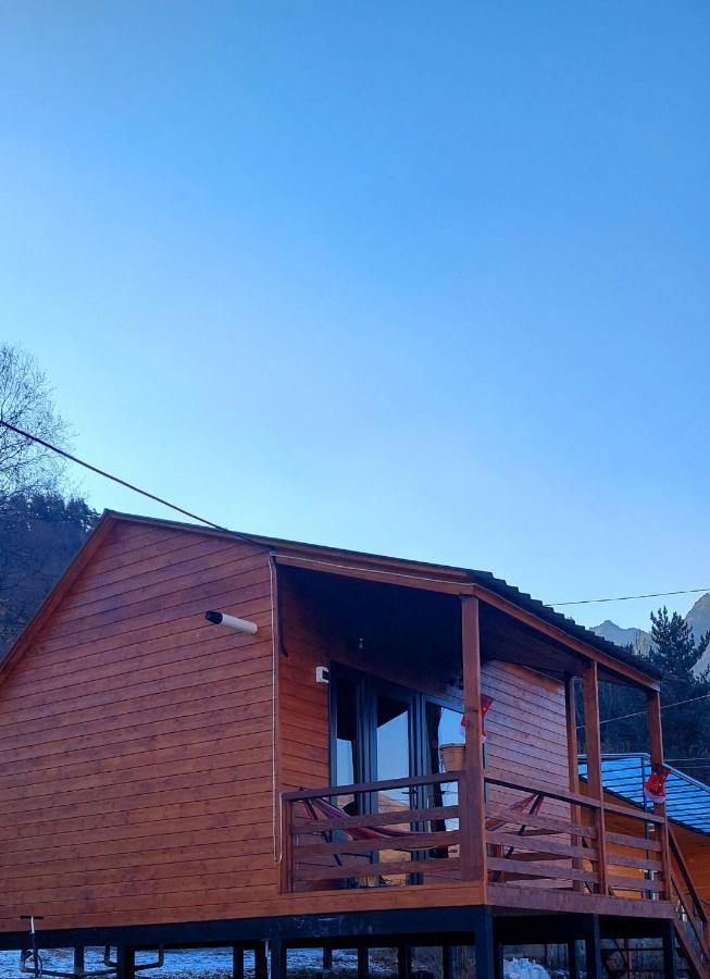 Guesthouse And Cottage Nicolo Stepancminda Exteriér fotografie