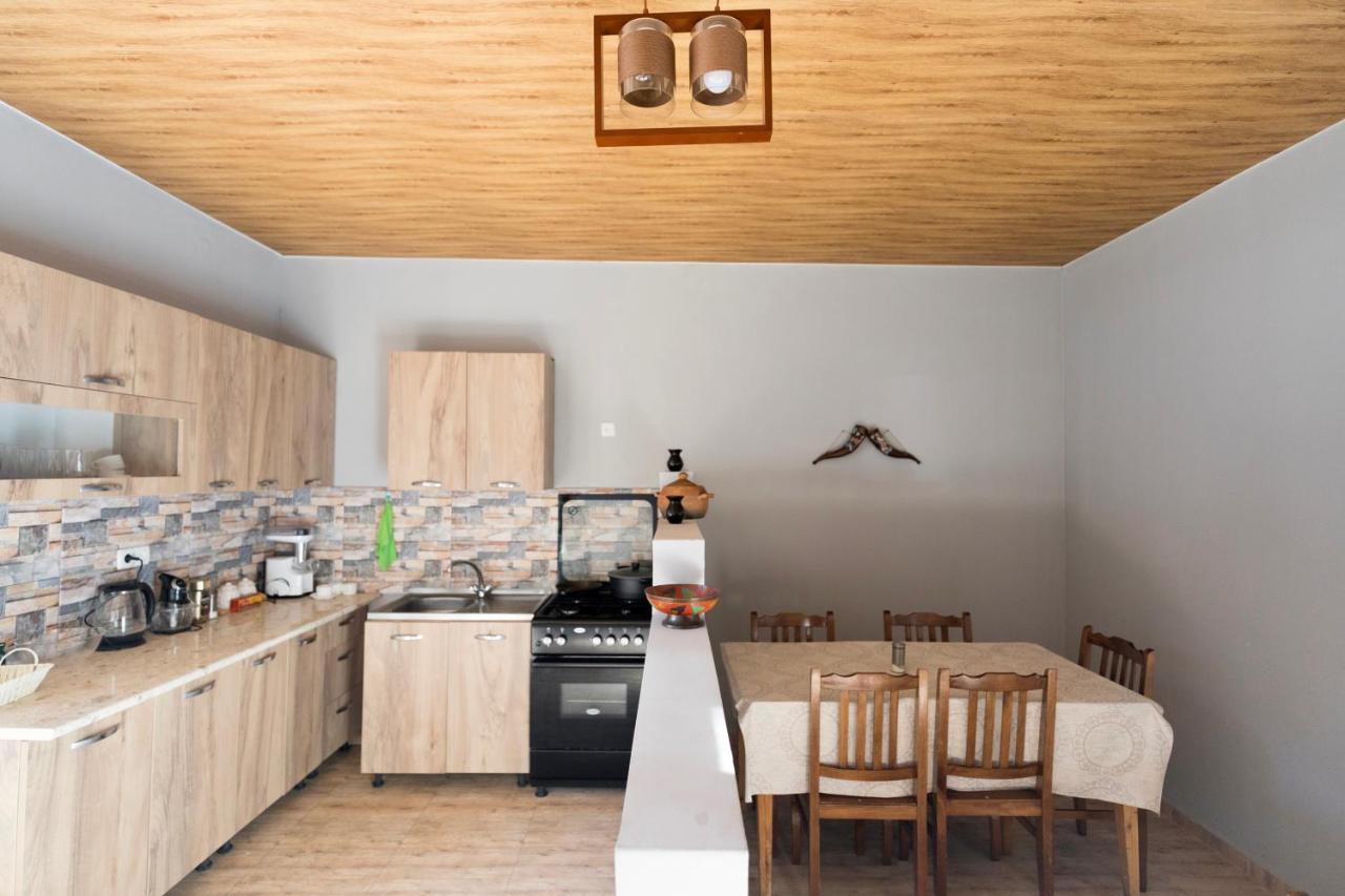 Guesthouse And Cottage Nicolo Stepancminda Exteriér fotografie